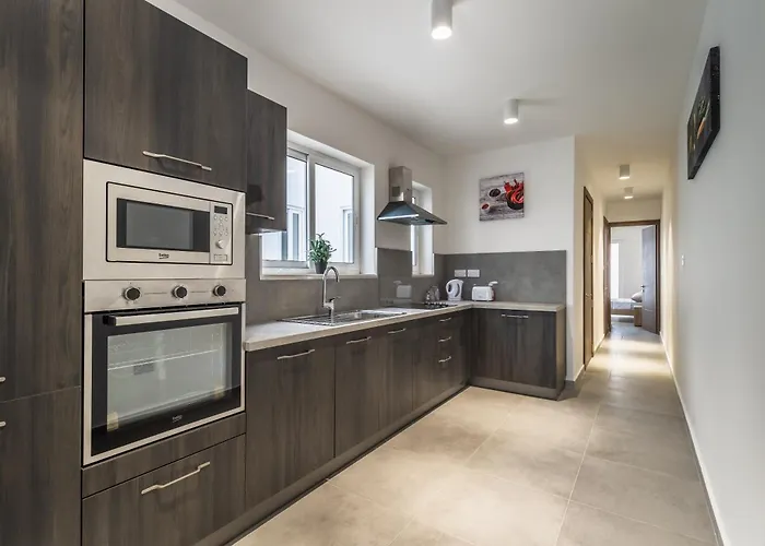Penthouse In St. Paul\'S Bay